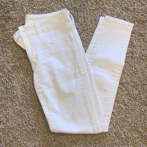 Like new American Eagle white Jeggings